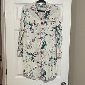 Lands' End Green and White flannel Nightshirt